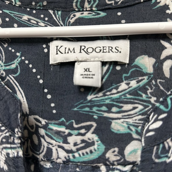 Paisley Women’s Top - Picture 2 of 4